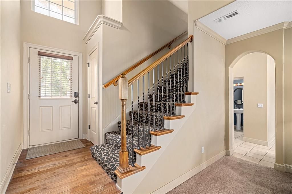 8925 Inkster Street — photo 10