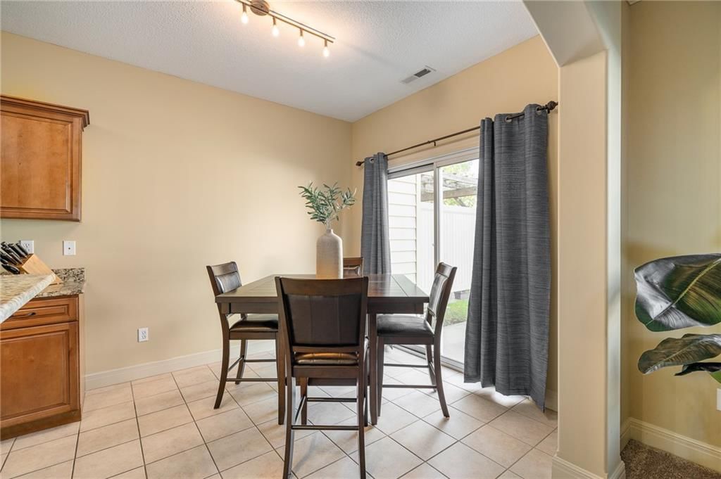 8925 Inkster Street — photo 15
