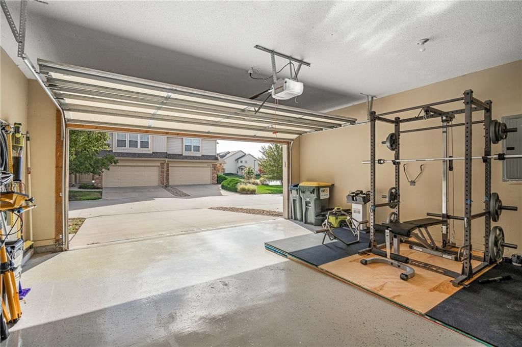 8925 Inkster Street — photo 34