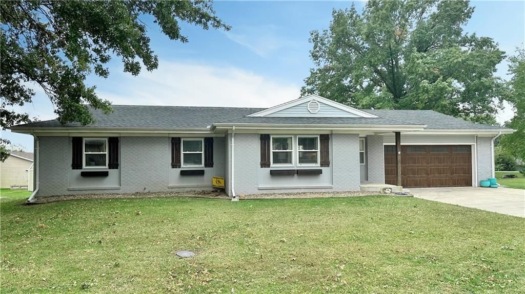 1712 Hillcrest Drive, Trenton, MO