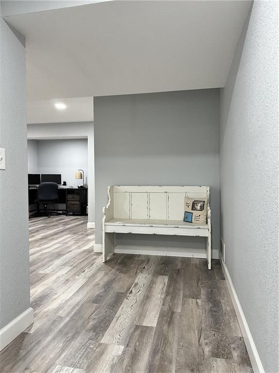 1712 Hillcrest Drive — photo 27