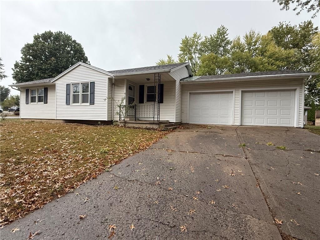 510 W 30th Street, Higginsville, MO