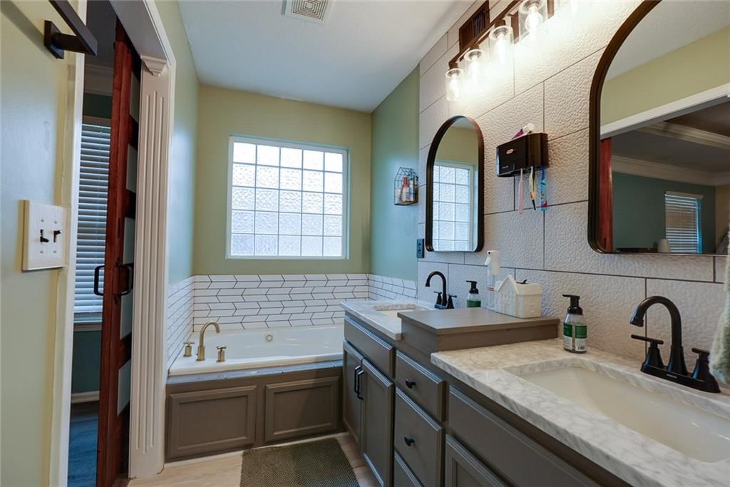 610 Chardonnay Court — photo 27