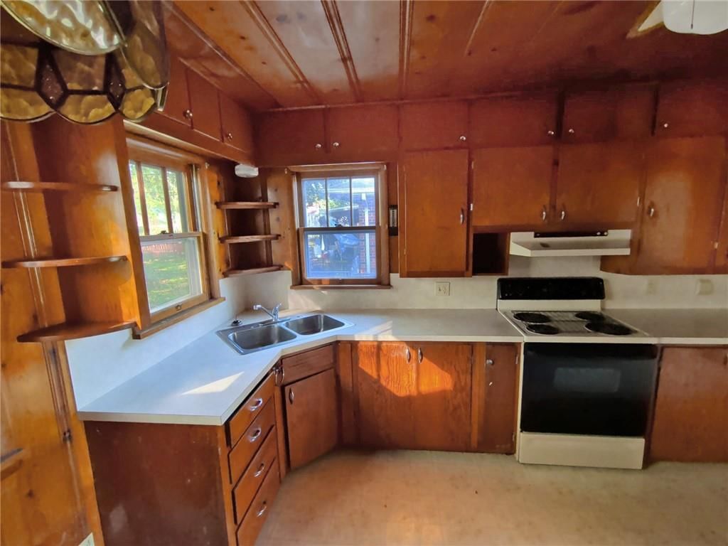 409 E Walker Street — photo 7