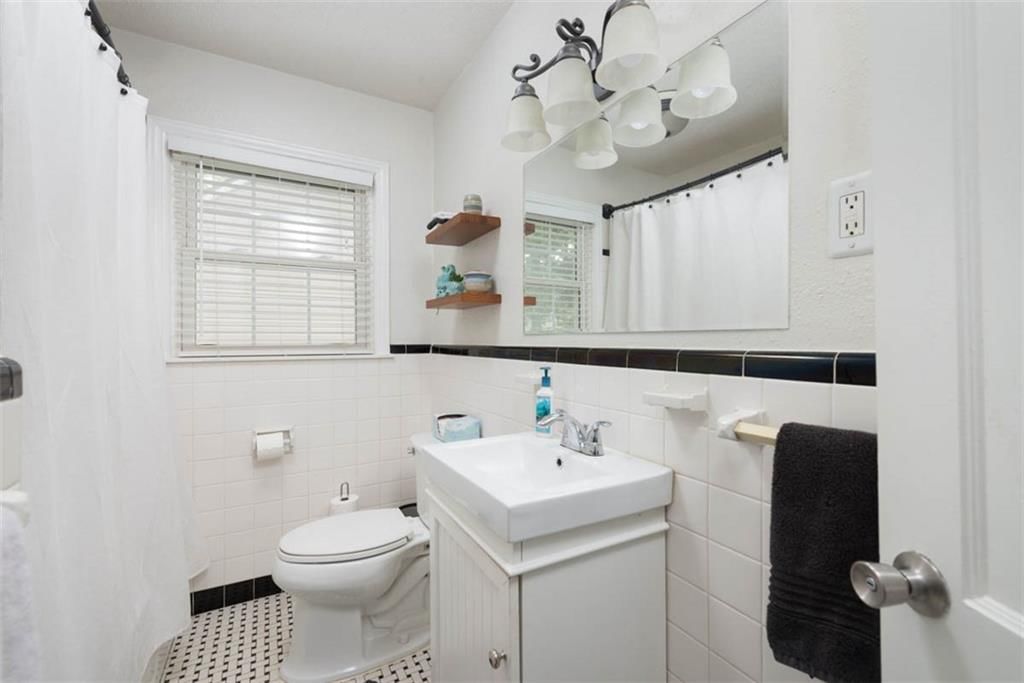 5343 Rosewood Street — photo 16