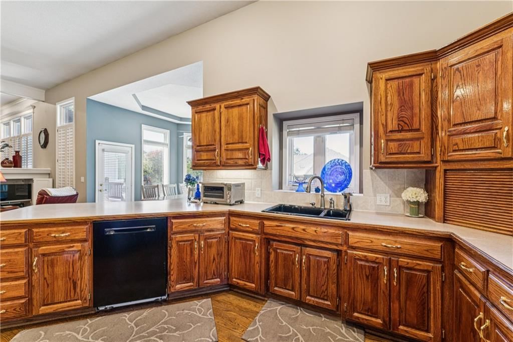 12764 S Constance Street — photo 5