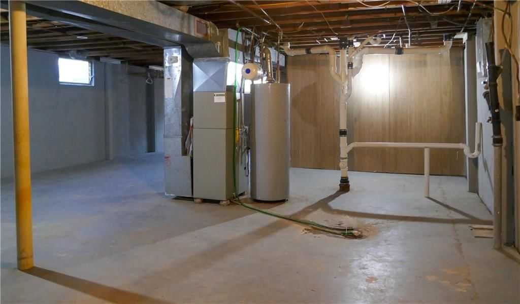 9702 EBY Street — photo 20