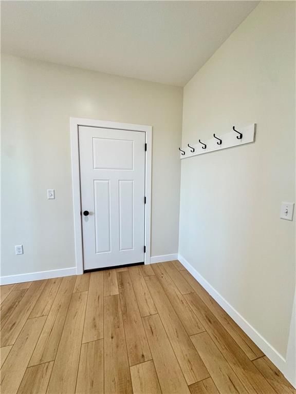 1321 W 19th Street — photo 15