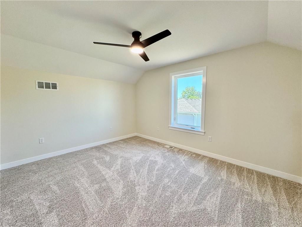 1321 W 19th Street — photo 22