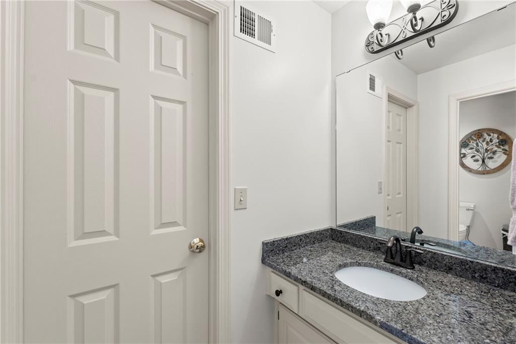 12014 W 139th Terrace — photo 39