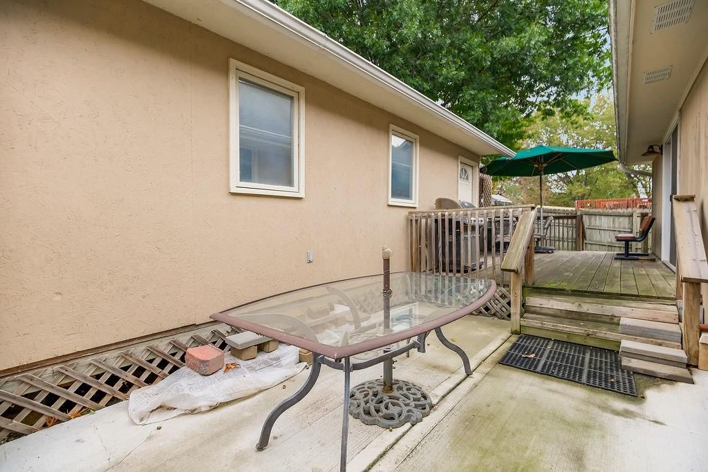 808 E 16TH Street — photo 19