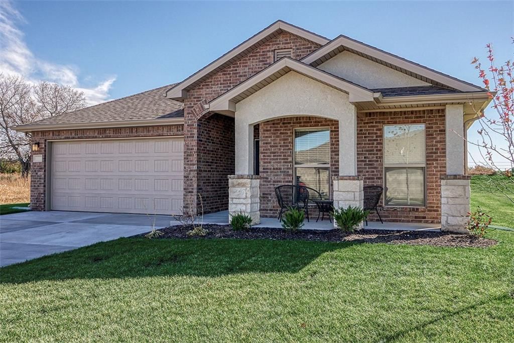 8408 Greentree Drive — photo 2