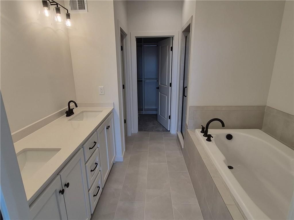 4927 146th Street — photo 10