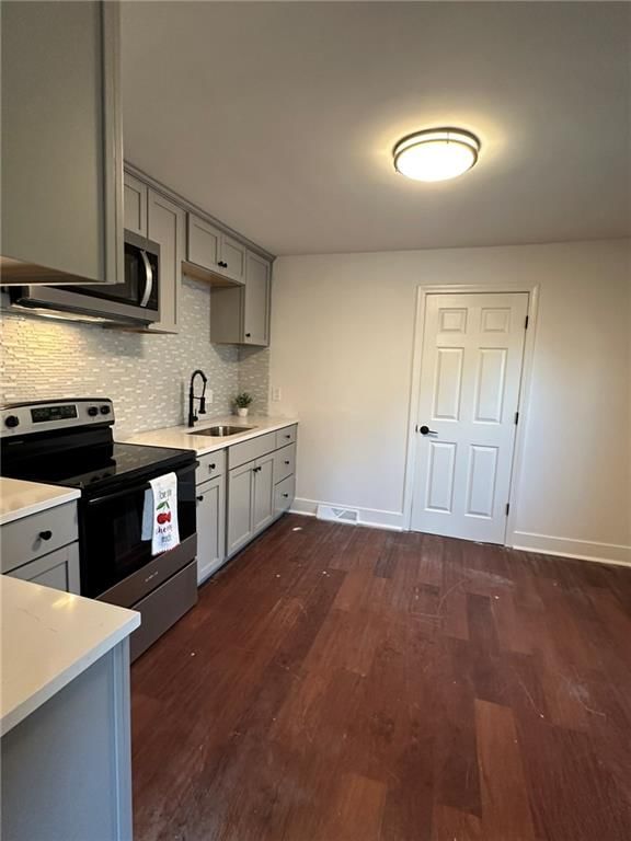 304 N 31st Street — photo 8