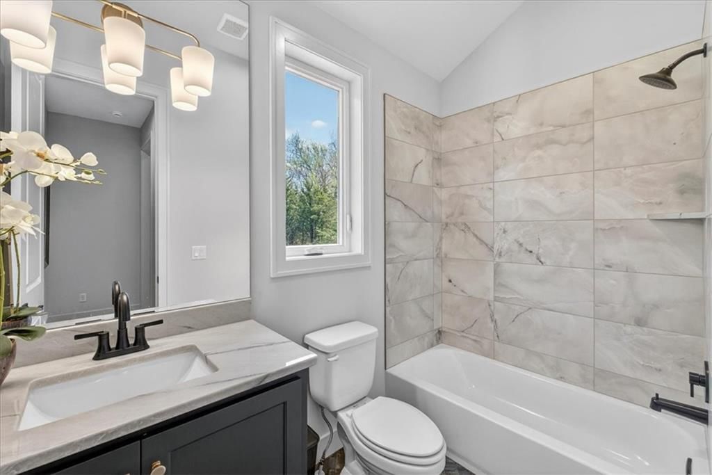 7003 N Polk Avenue — photo 40