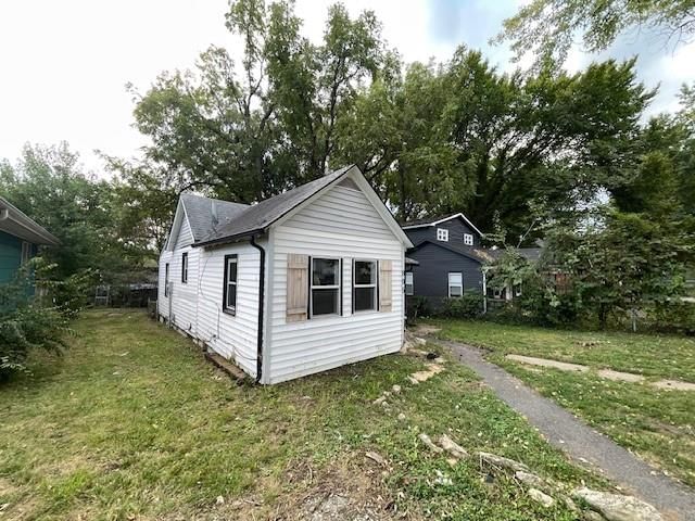 805 S HARDY Avenue — photo 28