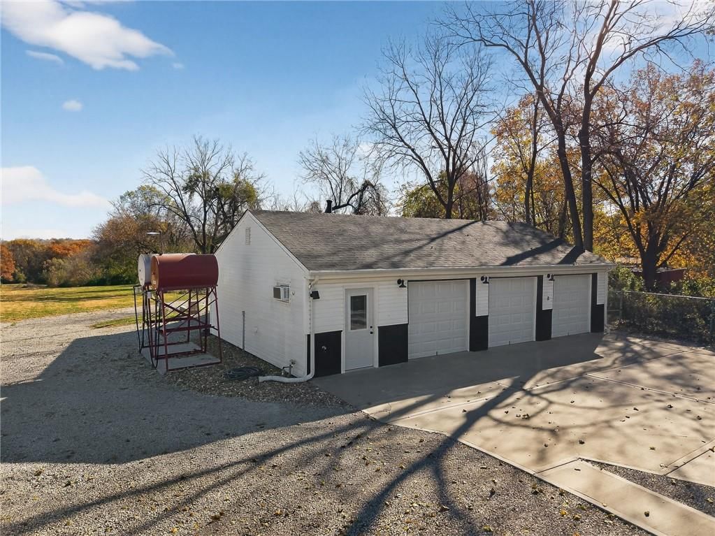 2529 N 81st Street — photo 37
