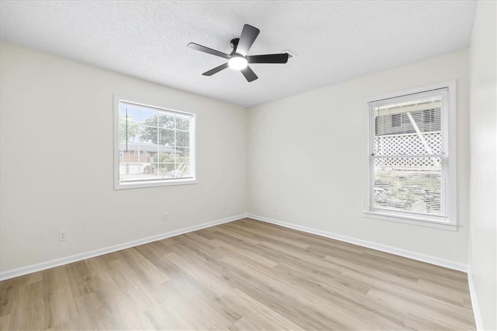 11312 E 59th Street — photo 16