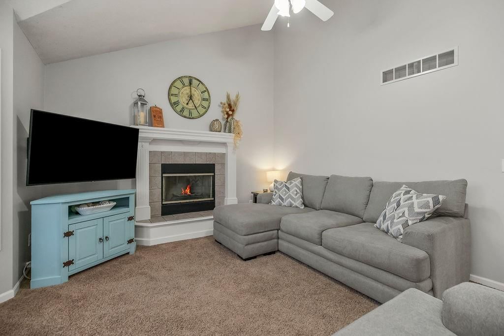 Photo 4 of 30 - 8002 NE 107th Street