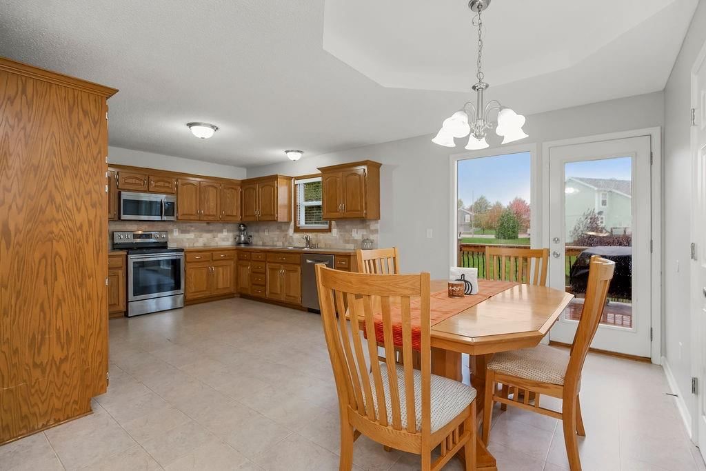 Photo 10 of 30 - 8002 NE 107th Street