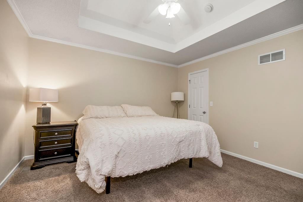 Photo 13 of 30 - 8002 NE 107th Street