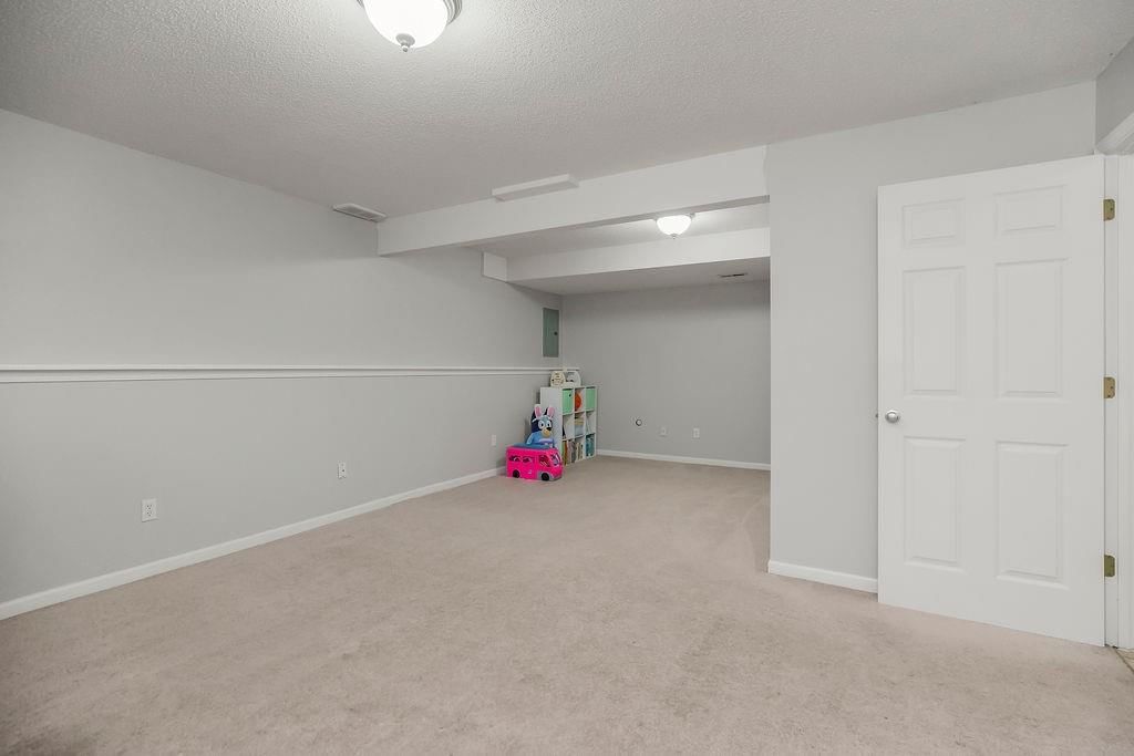 Photo 22 of 30 - 8002 NE 107th Street