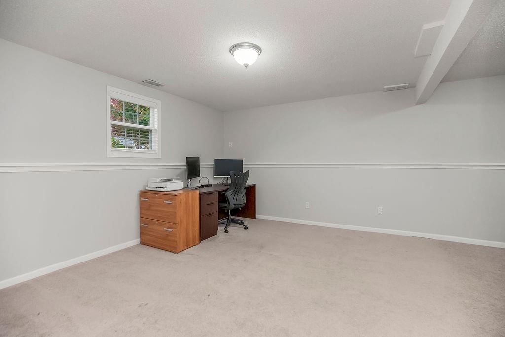 Photo 24 of 30 - 8002 NE 107th Street