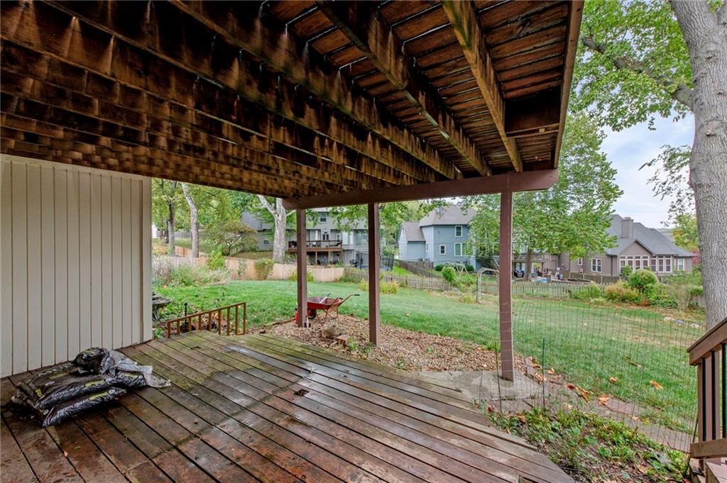 4102 NW 75th Street — photo 38