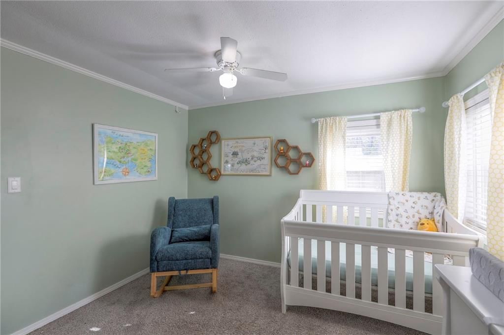 915 Dickinson Road — photo 23