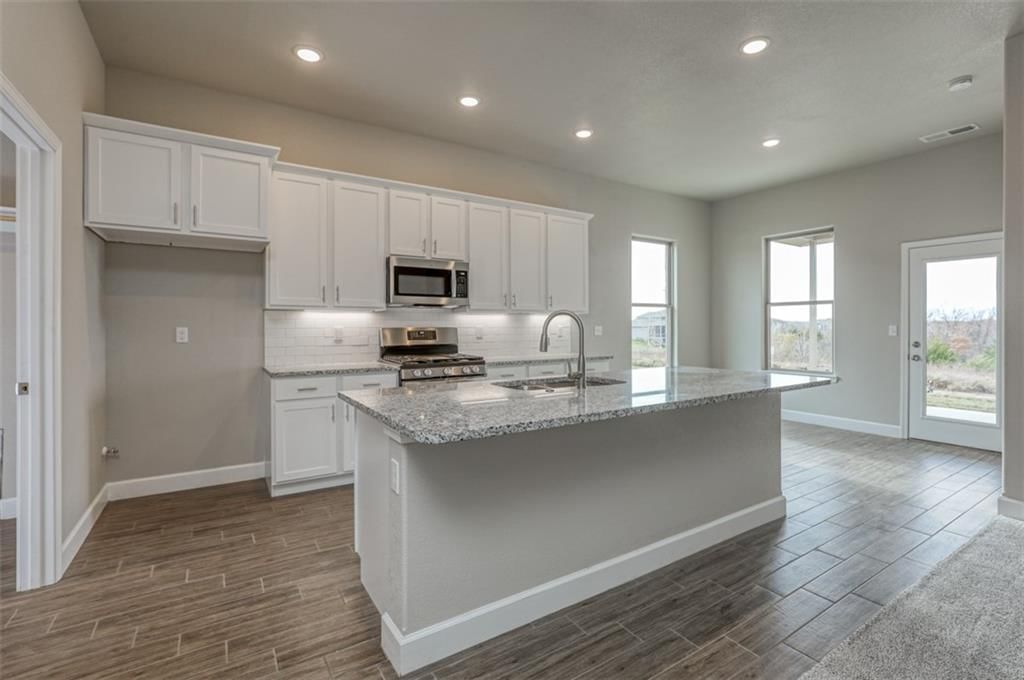 26571 W 83rd Terrace — photo 7