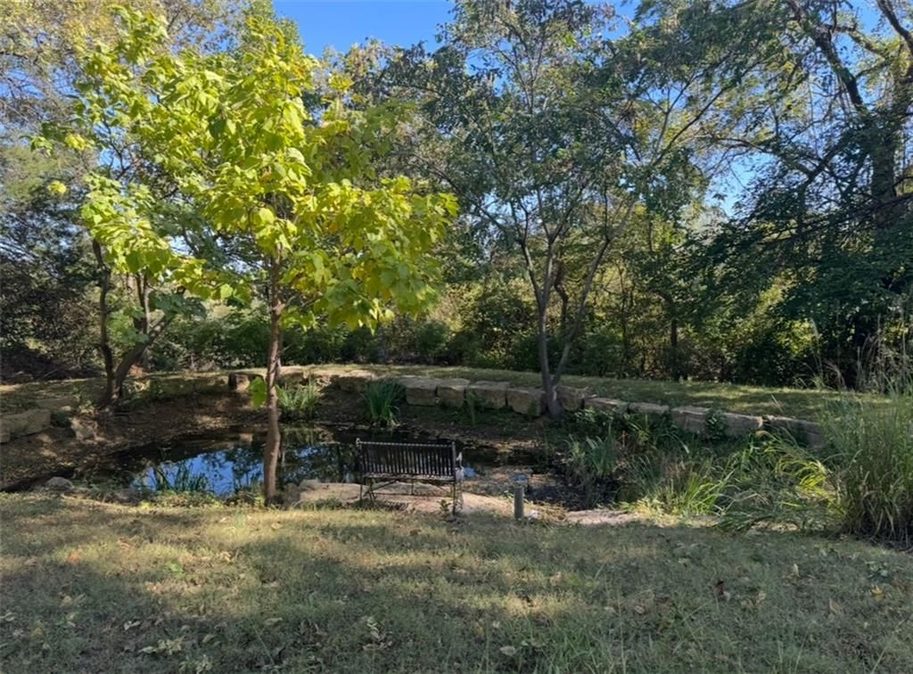 Photo 39 of 43 - 1929 Westwood Drive