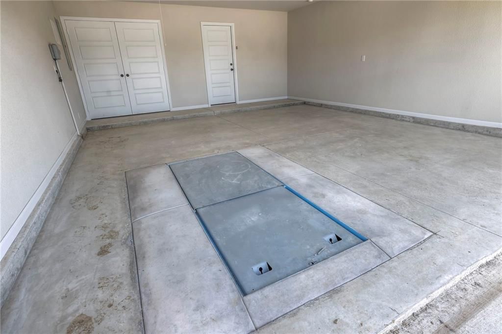 26563 W 83rd Terrace — photo 33
