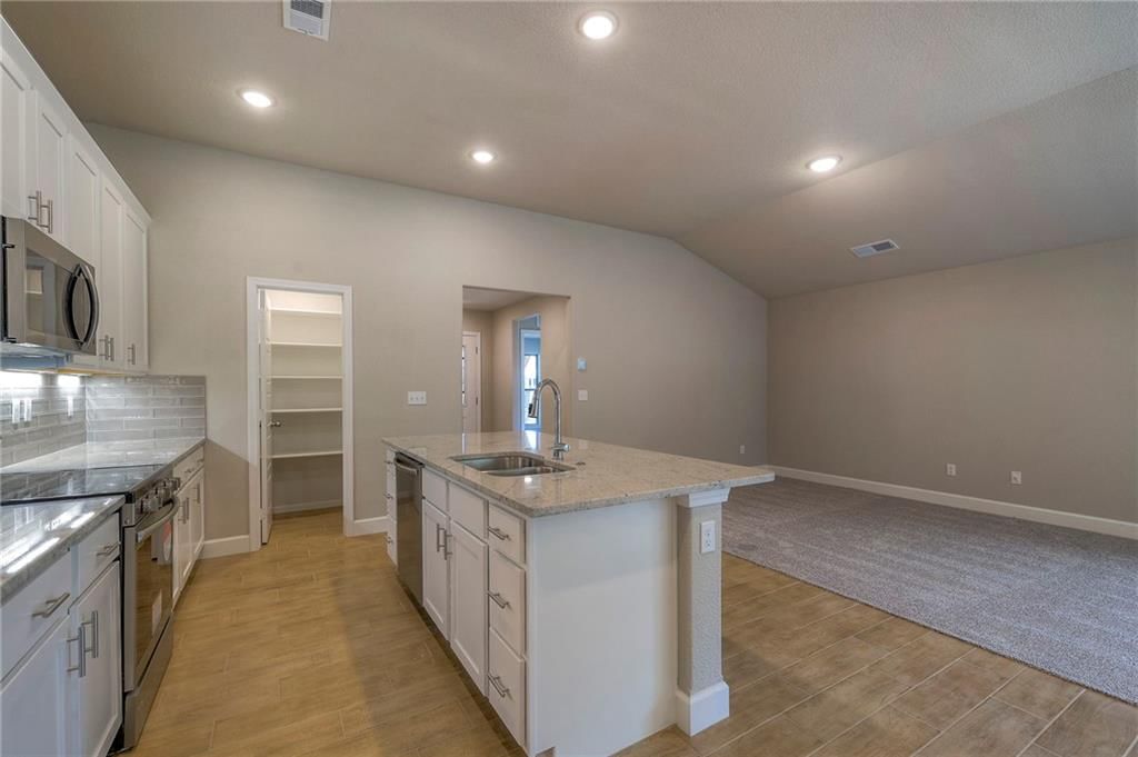 25481 W 84th Terrace — photo 14