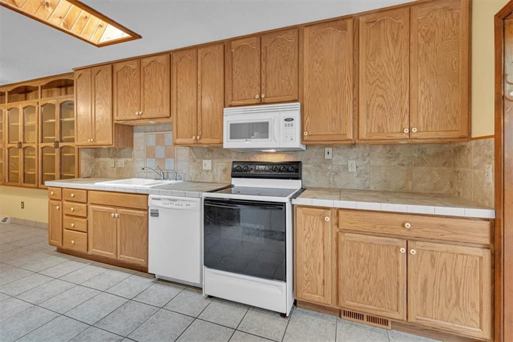 16211 Kountryridge Drive — photo 18