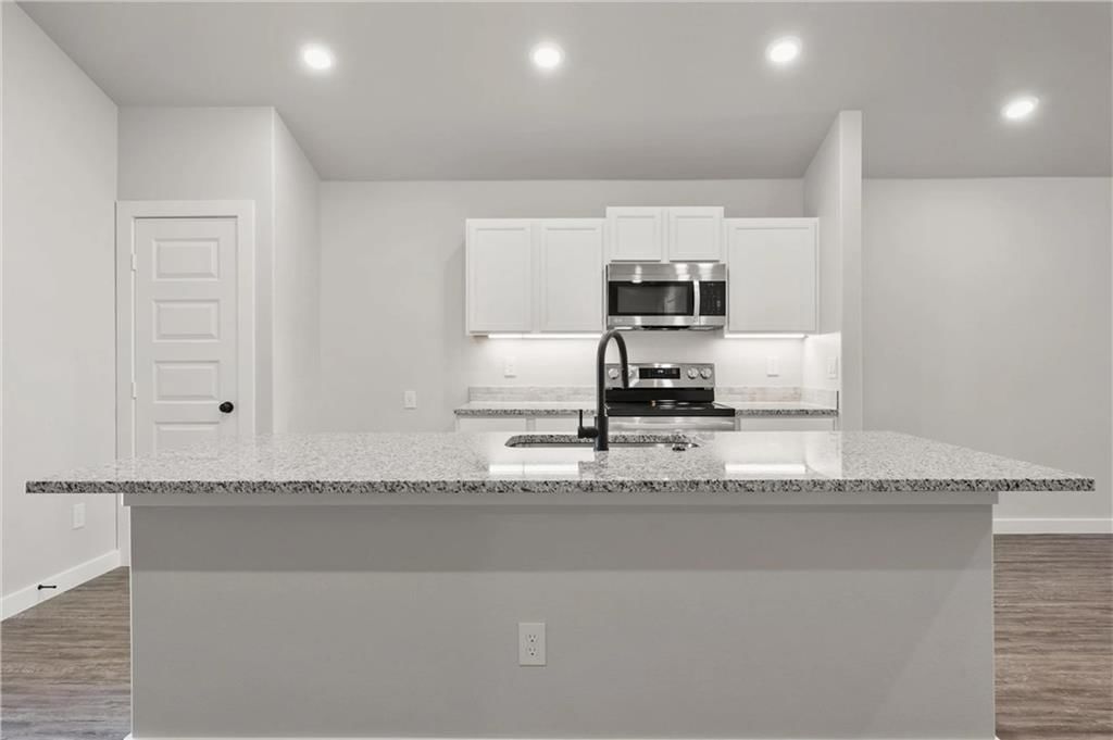 26555 W 83rd Terrace — photo 3