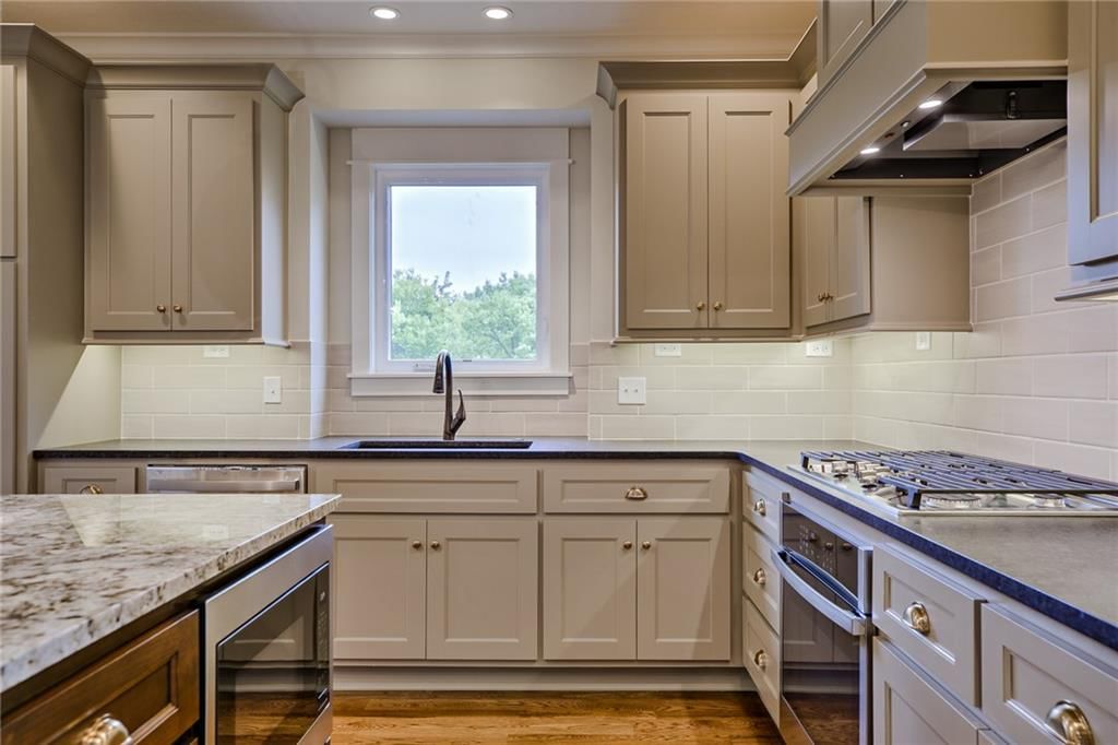 22064 W 99th Terrace — photo 13