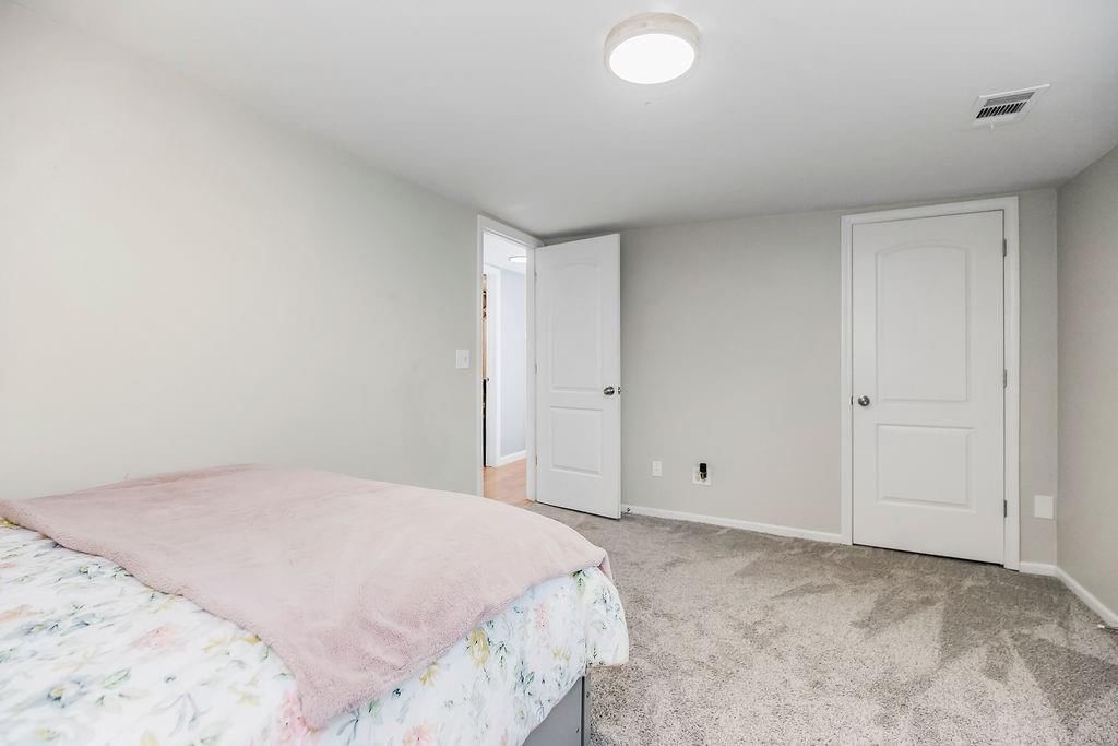 8936 Oak Street — photo 13