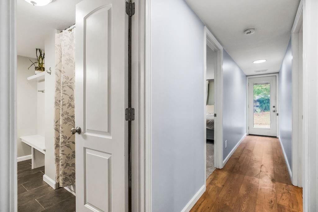 8936 Oak Street — photo 16
