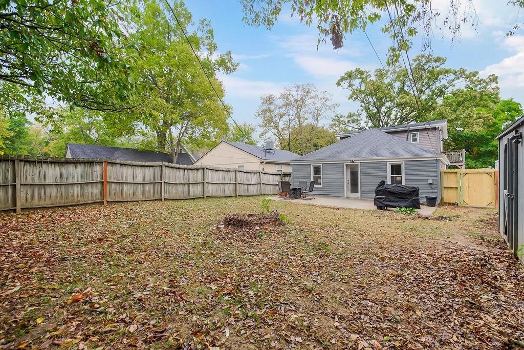 8936 Oak Street — photo 26