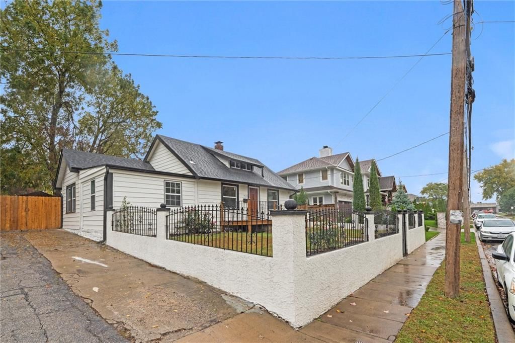 4324 Fisher Street — photo 4