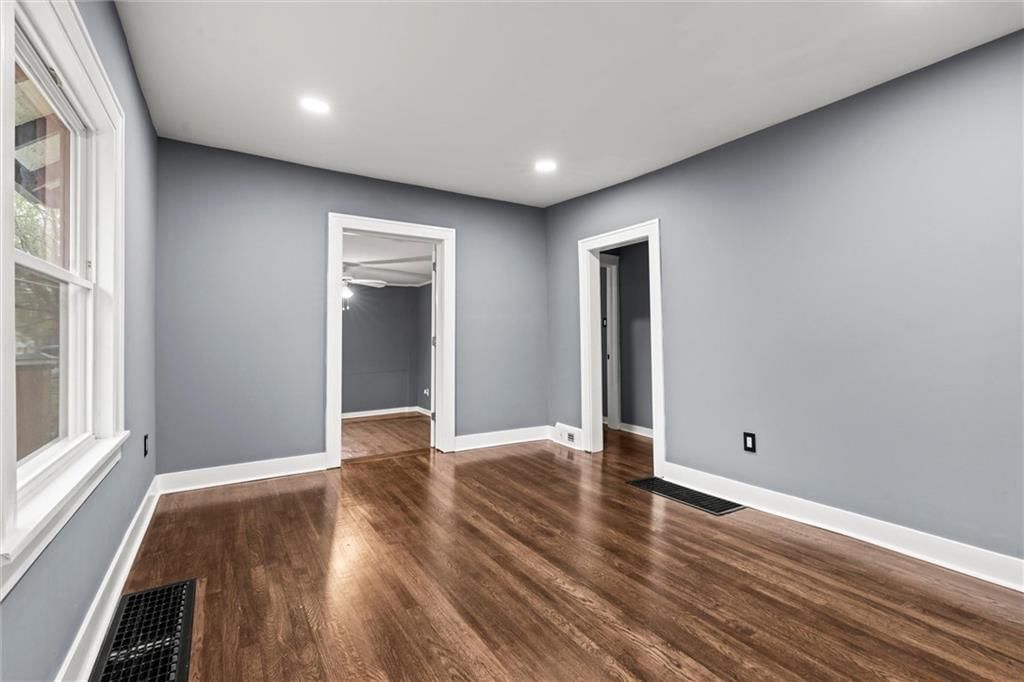 4324 Fisher Street — photo 7