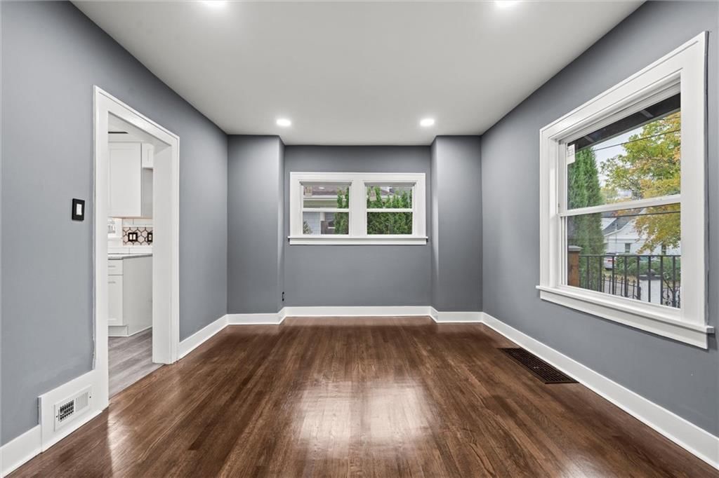 4324 Fisher Street — photo 12