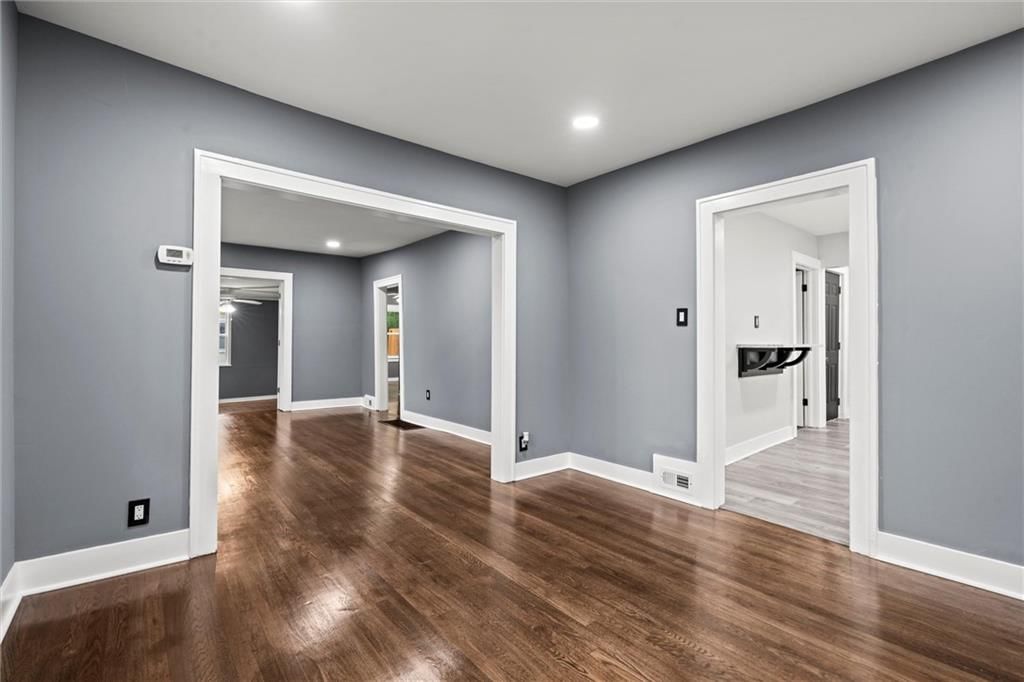 4324 Fisher Street — photo 15