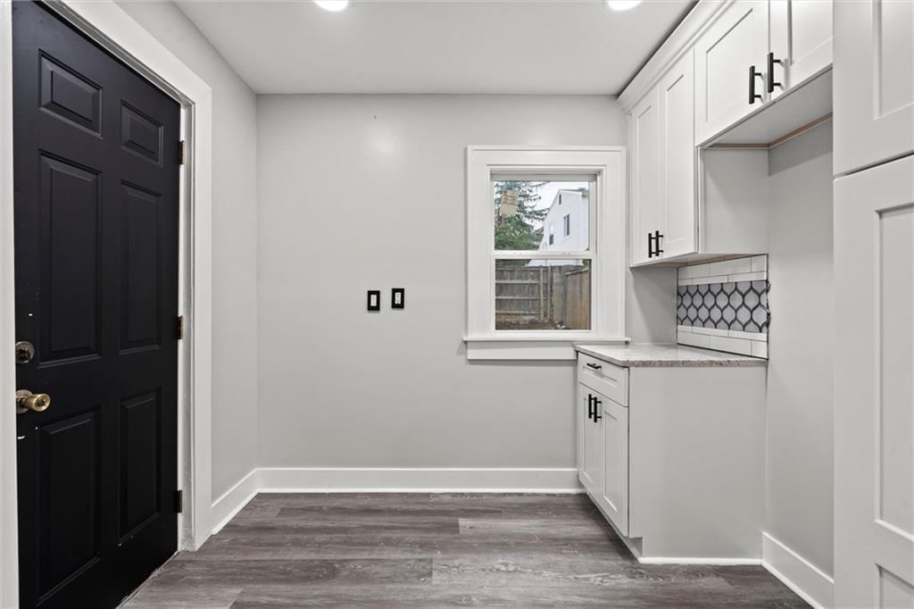 4324 Fisher Street — photo 22