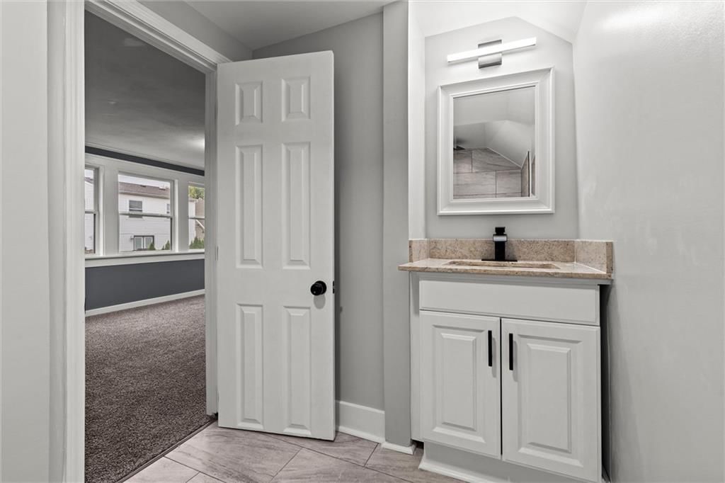 4324 Fisher Street — photo 27