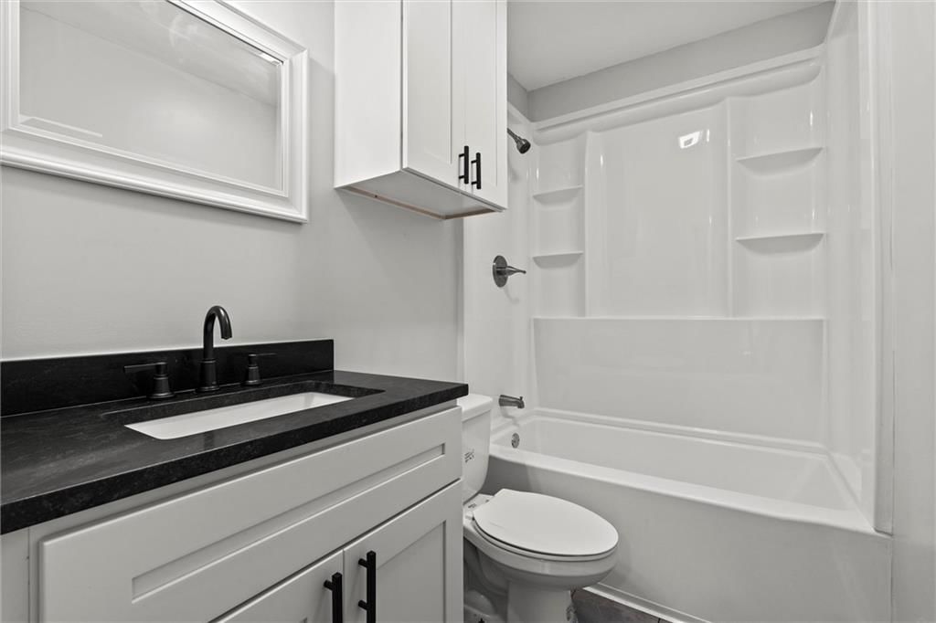 4324 Fisher Street — photo 29