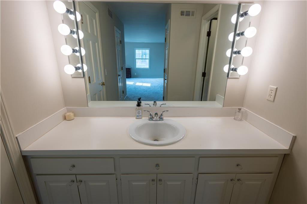 3711 E Colony Square — photo 19