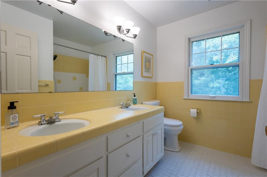 3711 E Colony Square — photo 29