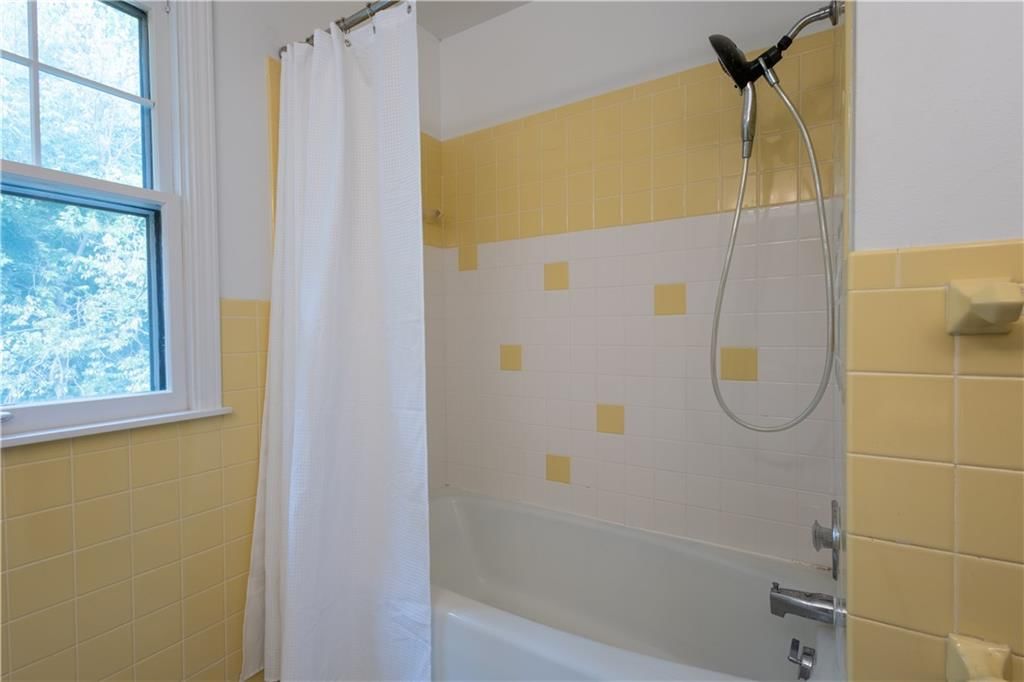 3711 E Colony Square — photo 30