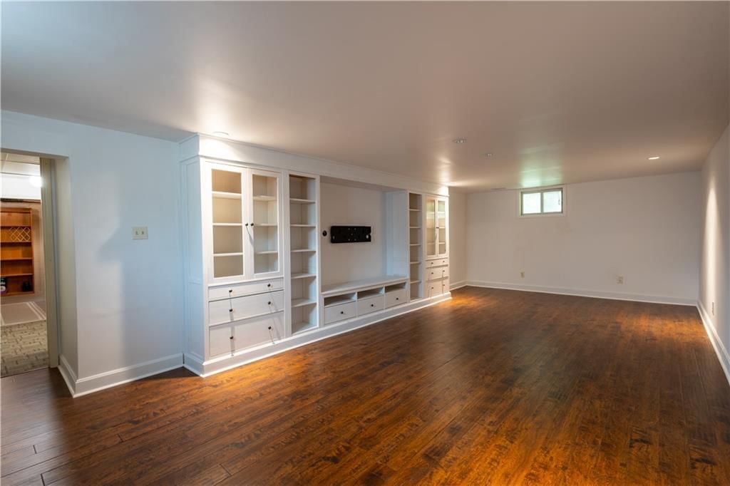 3711 E Colony Square — photo 32